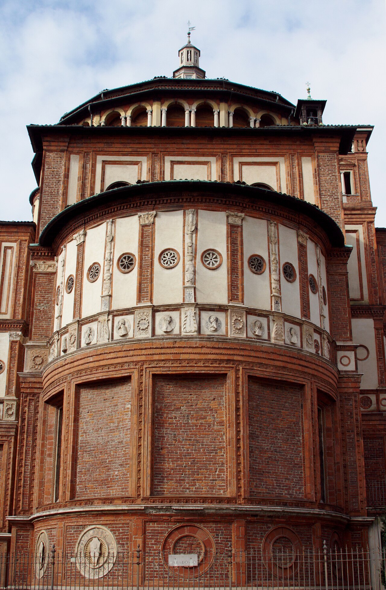 The brick drum of the apse at Santa Maria delle Grazie
